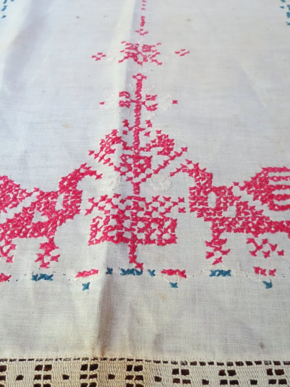 Dragon Bird Vintage Needlepoint Table Runner Linen 46x16.5